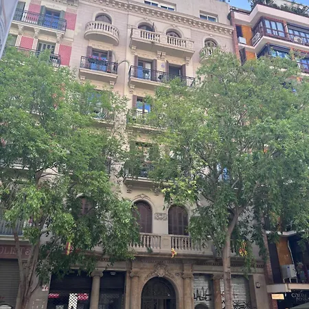 Comodo En El Eixample برشلونة